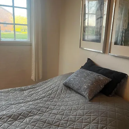 Bed & Breakfast Rosenlund Gods - Kaelder Sakskøbing
