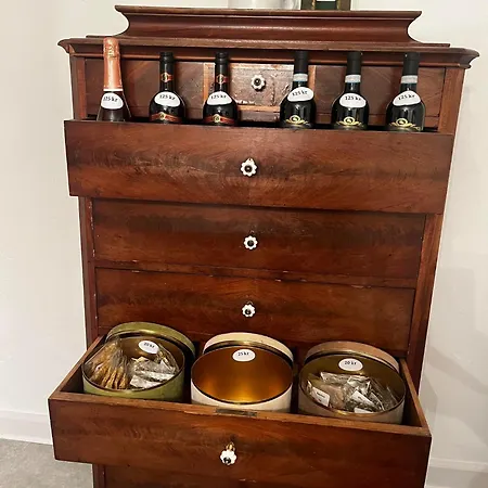 Rosenlund Gods - Kaelder Bed & Breakfast Sakskøbing